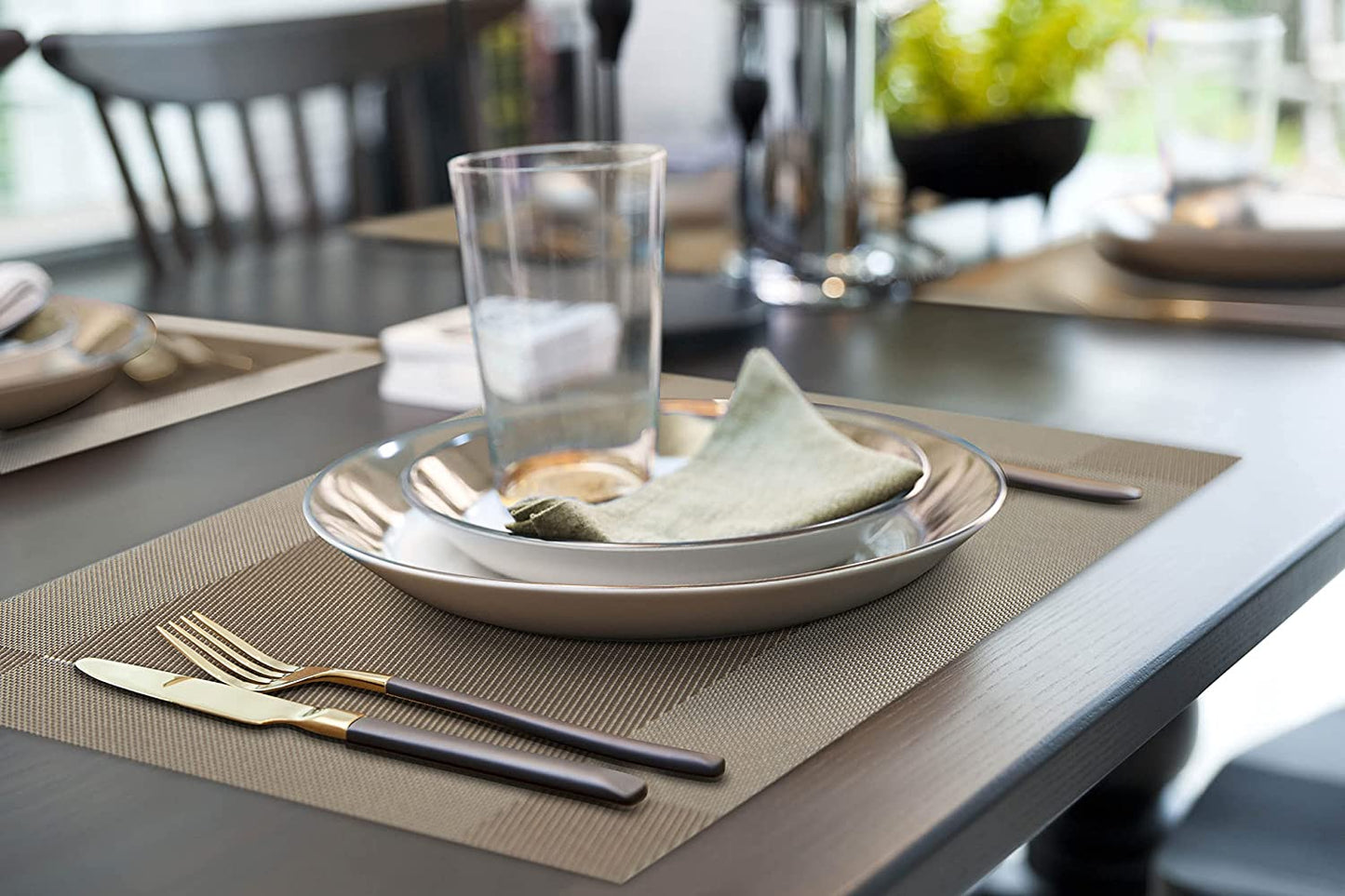 Décor Dining Table Placemats, Washable Heat-Resistant PVC Vinyl Table Mats for Dining Room and Kitchen, Anti-Slip - Set of 6 - Light Brown
