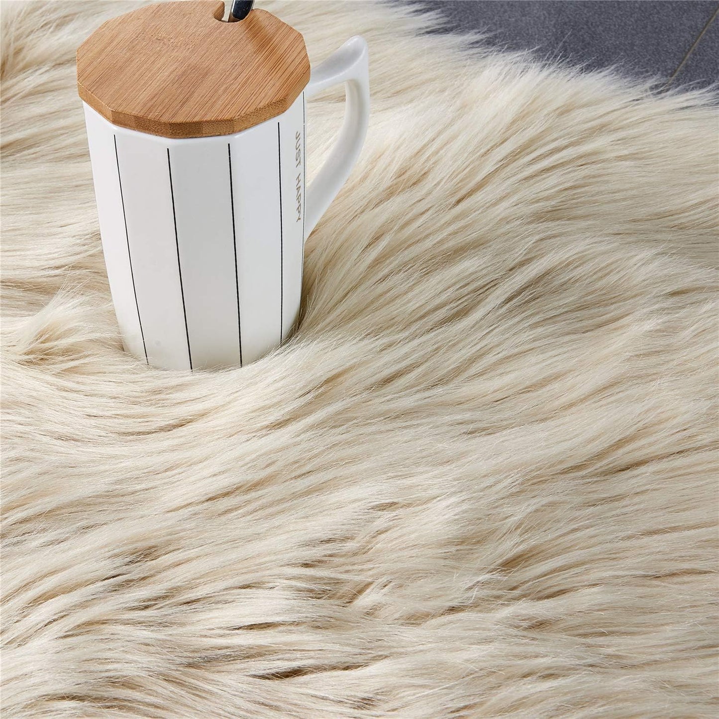 Ultra Soft Fluffy Rugs Faux Fur Rug Chair Cover Seat Pad Fuzzy Area Rug for Bedroom Floor Sofa Living Room (2 x 6 ft Sheepskin, Beige)